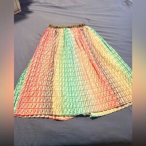NEW Fendi multicolor skirt .Open size . Stretch